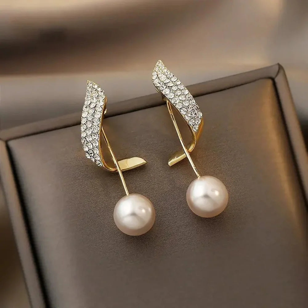 Perky Pearl long Chain Earrings