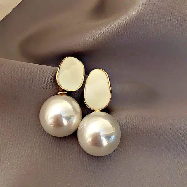 Drop Pearlfect Earrings